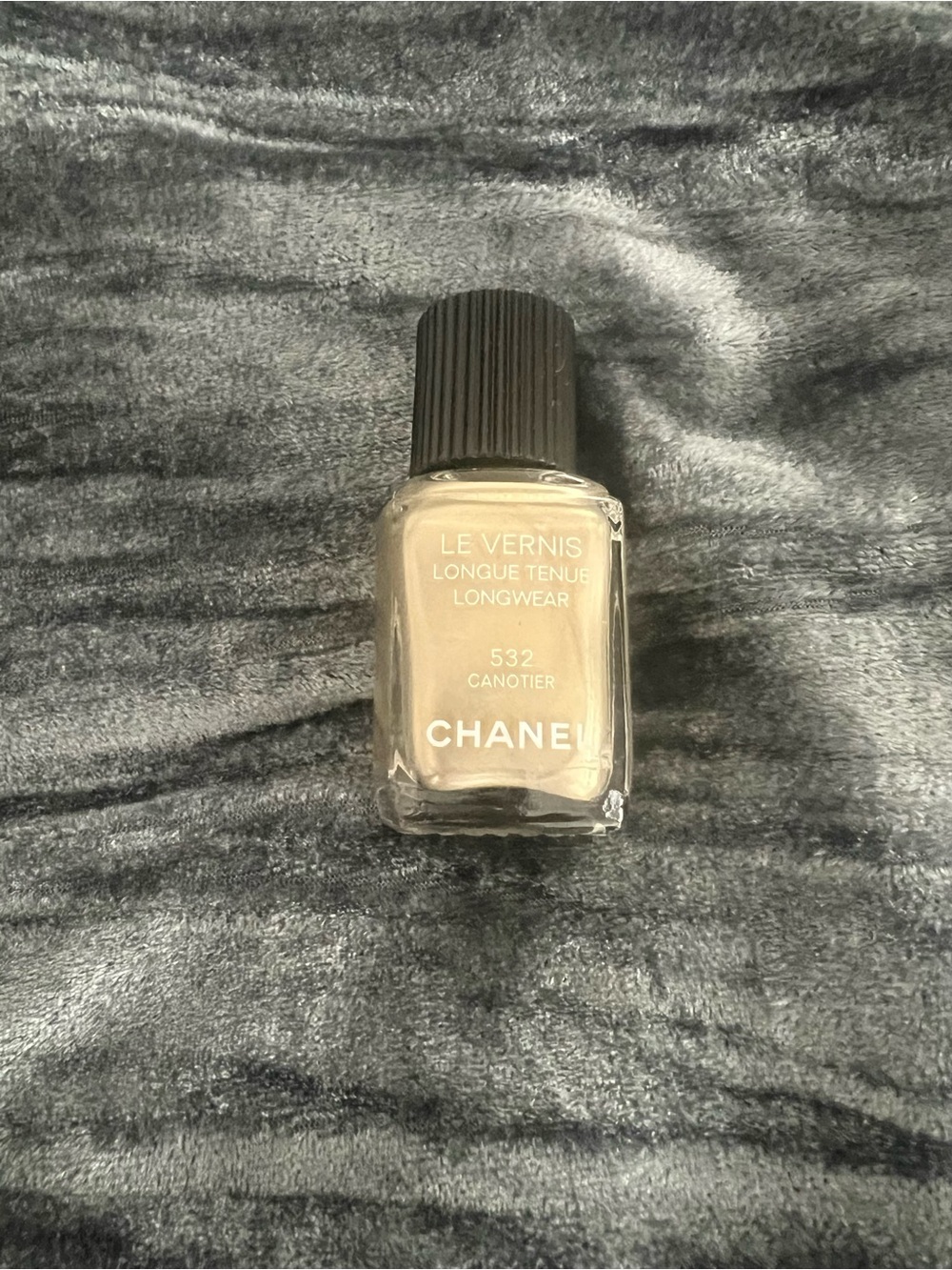 CHANEL Le Vernis Longwear Nail Polish 532 Canotier - Beige/Grey